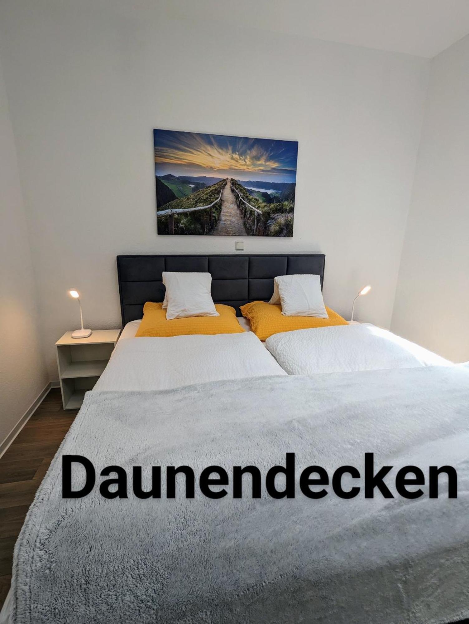 Fewo Urban Gotha-Apartment Ekhof- Am Schlosspark- Parken An Der Der Tuer- Barrierefrei, 900 Meter Zum Bahnhof - Wallbox Esterno foto